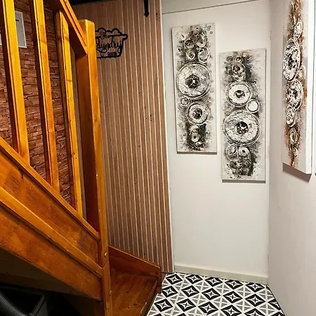 Aux Lofts De Verdun Apartment *