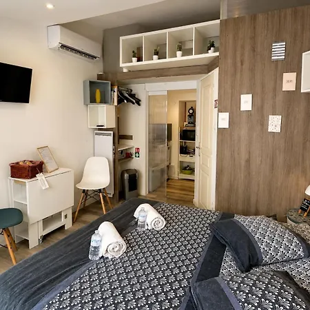 Aux Lofts De Verdun Apartment *